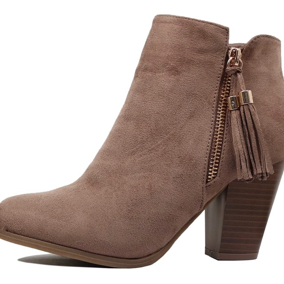 Ankle Boots - Picture 4 of 4